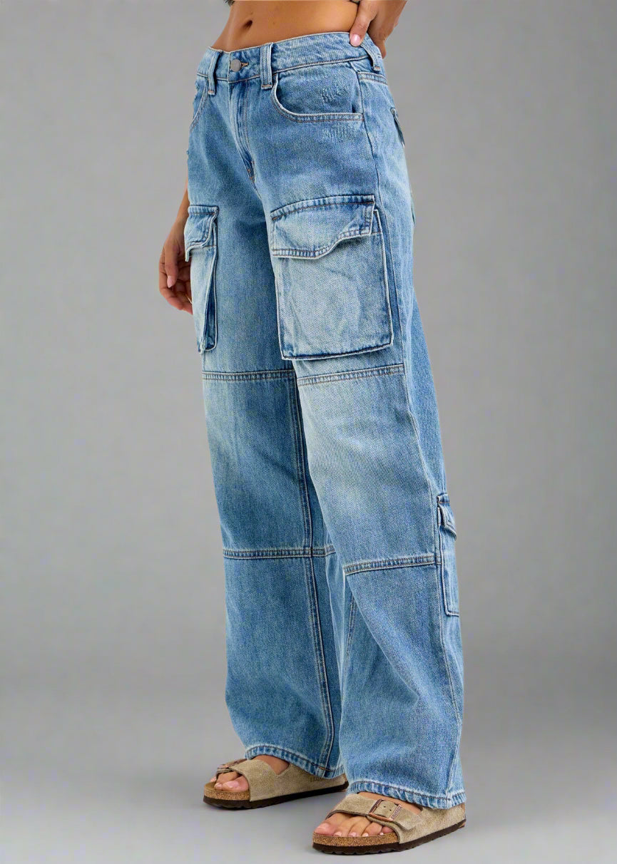 Mid Rise Skater Jean With Multiple Cargo Pockets
AB18966SK-T