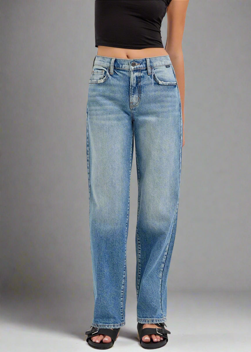 10 1/4"
Mid Rise
Baggy Dad Jean
Zipper Fly + Belt Loops 
Medium Denim
Import 
FRONT RISE 10 1/4", INSEAM 31"   
Show More
Fabric Contents
99% Cotton, 1% Spandex